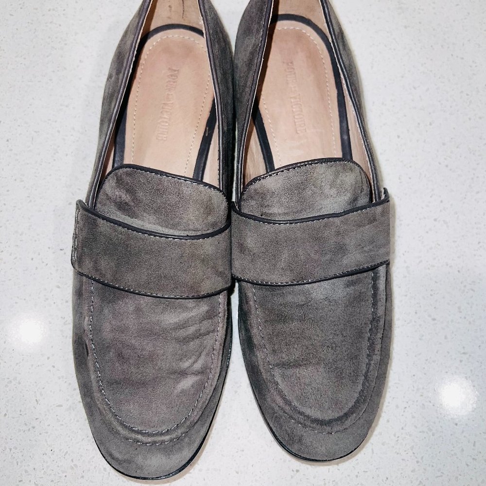 Pour la Victore Grey suede flats, leather, everyday loafers, Size 7